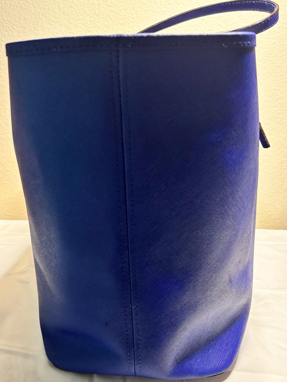 Michael Kors Large Unlined “Minimalist Travel” Tote in Blue with Gold Hardware - Picture 4 of 12